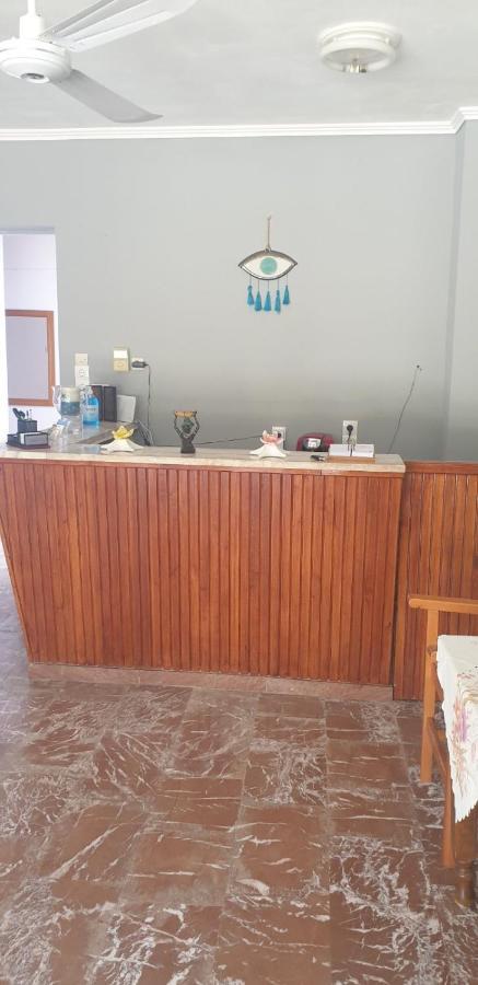 Pansion Marousa Méthana Екстериор снимка