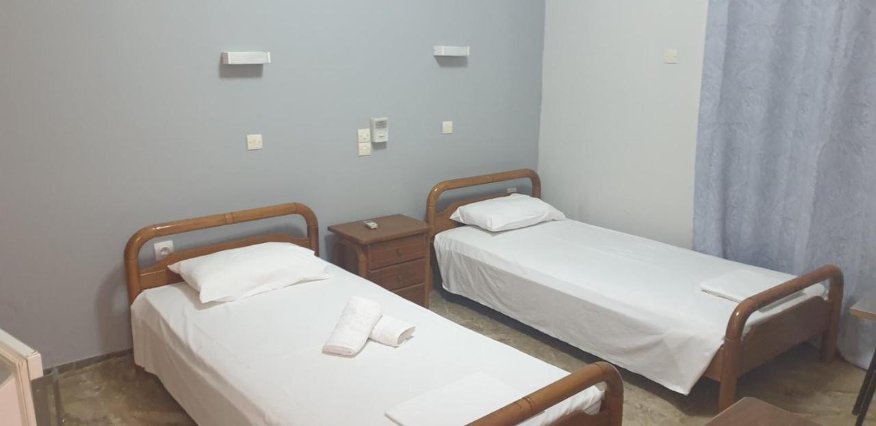 Pansion Marousa Méthana Екстериор снимка
