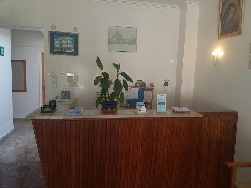 Pansion Marousa Méthana Екстериор снимка