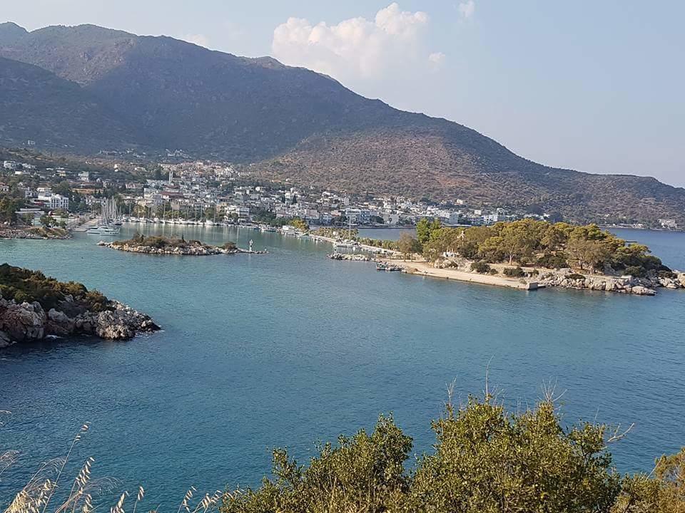 Pansion Marousa Méthana Екстериор снимка